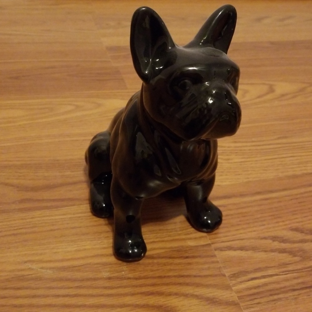 Bulldog Statue